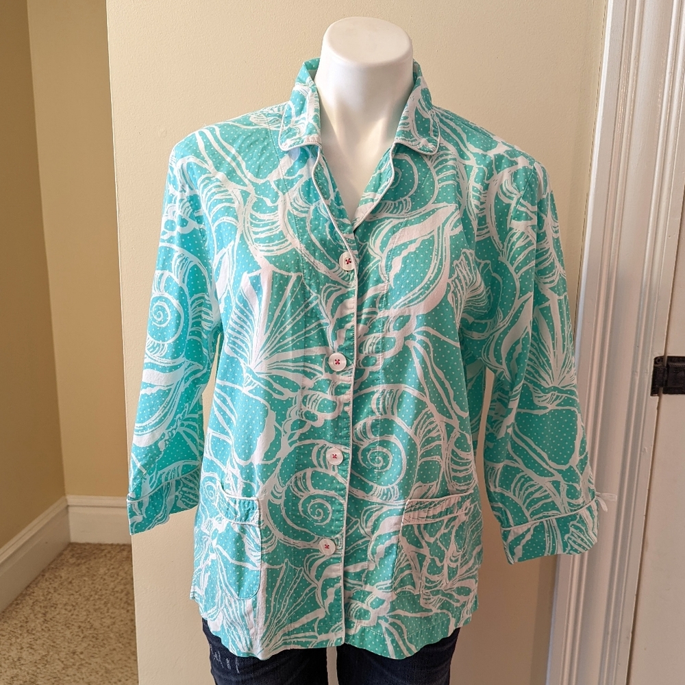 Lilly Pulllitzer teal and white seashell print cotton PJ top size L
